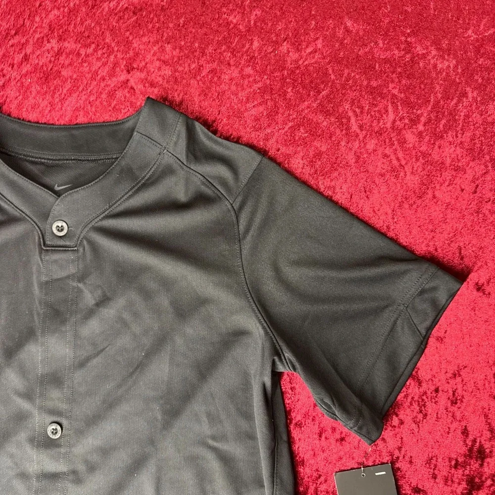 Nike Stock Gapper 1 Button Baseball Jersey Boys XL Black Short Sleeve AA9813-010